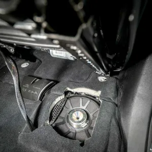 A new BMW sound system in all models from 2020 up, whether it is the basic version or the S0676 HiFi, it is no longer upgradeable with the conventional Plug ‘n Play solution MATCH UP 7BMW. That is because the new models are made a certain way which is commonly called as the RAM setup, (Radio-Amplifier Module). It means the OEM Amplifier is no longer removable as the head unit will not function without it.  New Setup:  MATCH UP 7DSP – PnP DSP amplifier STEG BM45C – Direct fit speakers in the front STEG BM8 –