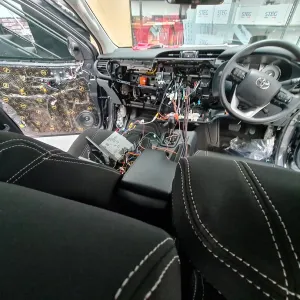 Toyota Hilux Head Unit