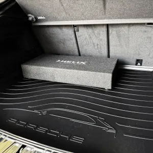 Porsche Cayenne GT 2024 helix subwoofer