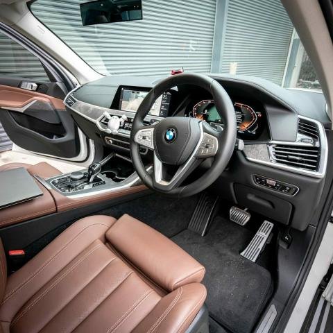 BMW-X7-G07-2020